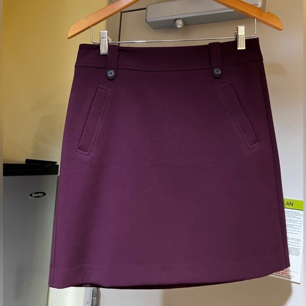 Ann Taylor Purple Pencil Skirt - Size 6